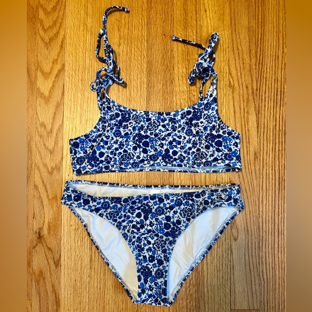 Vineyard Vines Bikini in Blue and White Floral